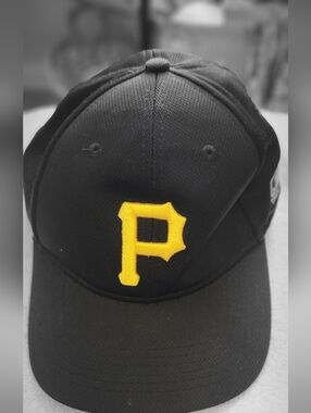 Black MLB Team Cap with Red Accent Label